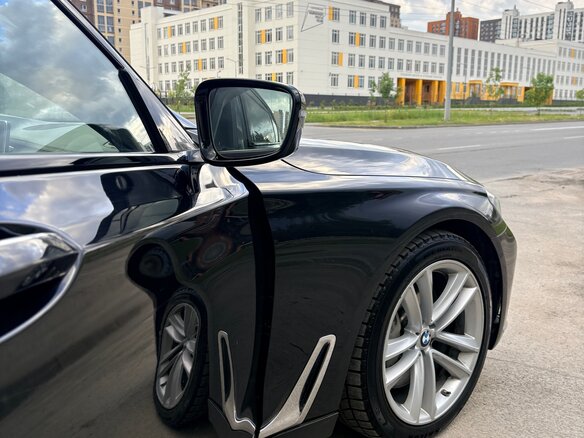 2017 BMW 7 серии Long 750Li xDrive VI (G11/G12), чёрный, 3800000 рублей - вид 5