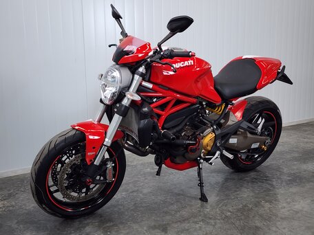 2015 Ducati Monster 821, красный, 549000 рублей, вид 4