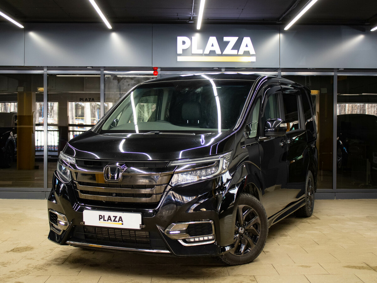 Открыть фотографии: Honda Stepwgn V Рестайлинг
