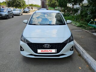 2020 Hyundai Solaris II Рестайлинг, жёлтый, 815000 рублей, вид 2