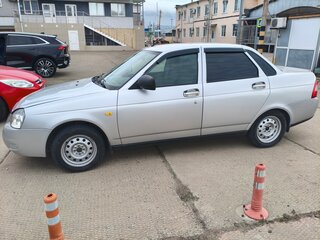2016 Lada (ВАЗ) Priora I Рестайлинг, серебристый, 650000 рублей, вид 4