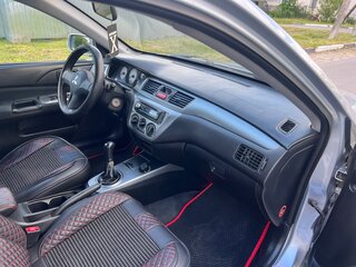 2006 Mitsubishi Lancer IX Рестайлинг, серебристый, 420000 рублей, вид 4