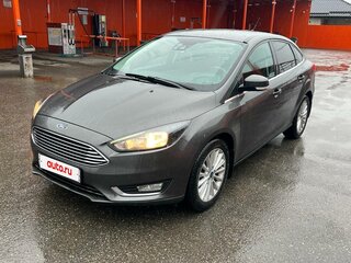 2017 Ford Focus III Рестайлинг, серый, 1390000 рублей, вид 1