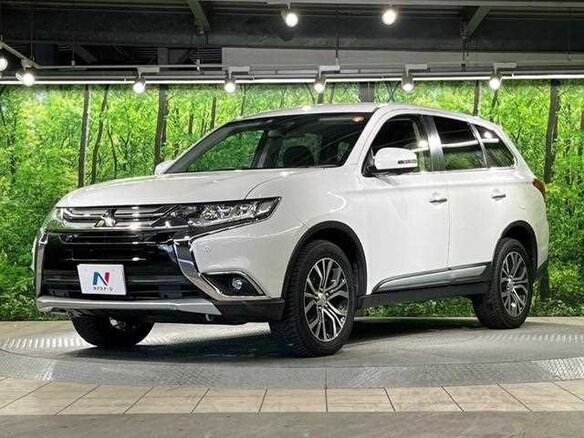 2017 Mitsubishi Outlander III Рестайлинг 2, белый