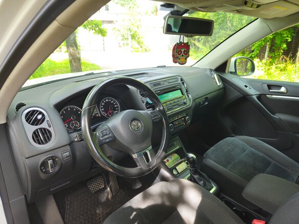 2013 Volkswagen Tiguan I Рестайлинг, белый, 1520000 рублей - вид 7