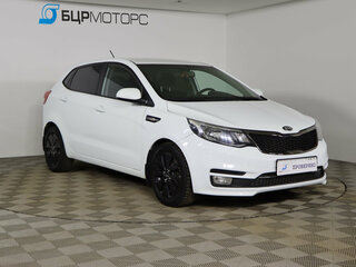 2016 Kia Rio III Рестайлинг, белый, 849990 рублей, вид 3