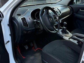 2015 Kia Sportage III Рестайлинг, белый, 1320000 рублей, вид 5