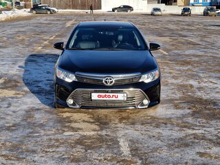 2015 Toyota Camry VII (XV50) Рестайлинг, чёрный, 2250000 рублей, вид 3