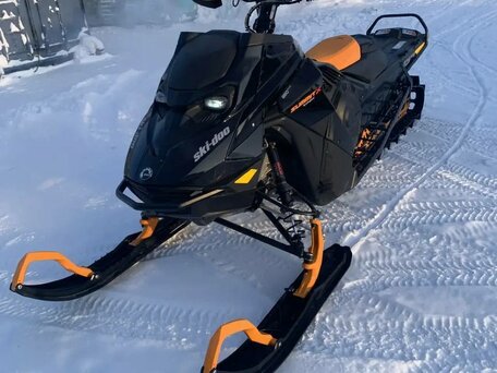 2023 BRP Ski-Doo Summit 850, чёрный, 2500000 рублей, вид 1