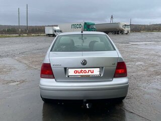 2002 Volkswagen Bora I, серебристый, 315000 рублей, вид 3