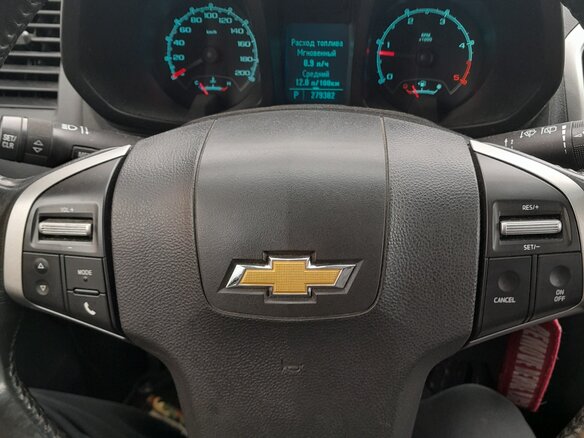 2013 Chevrolet TrailBlazer II, чёрный, 1200000 рублей - вид 8