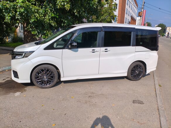 2019 Honda Stepwgn Spada V Рестайлинг, белый, 2450000 рублей - вид 7