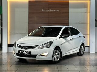 2015 Hyundai Solaris I Рестайлинг, белый, 720000 рублей, вид 1