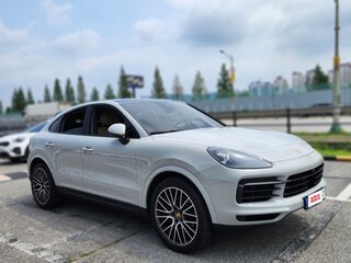 2024 Porsche Cayenne Coupé III Рестайлинг, серый, 13238951 рублей, вид 3