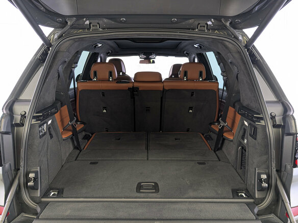 2023 BMW X7 40d I (G07) Рестайлинг, серый, 11350000 рублей - вид 10