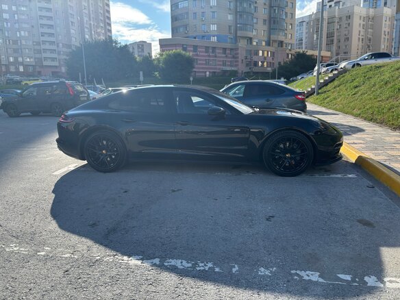 2016 Porsche Panamera 4S II, чёрный, 6100000 рублей - вид 6