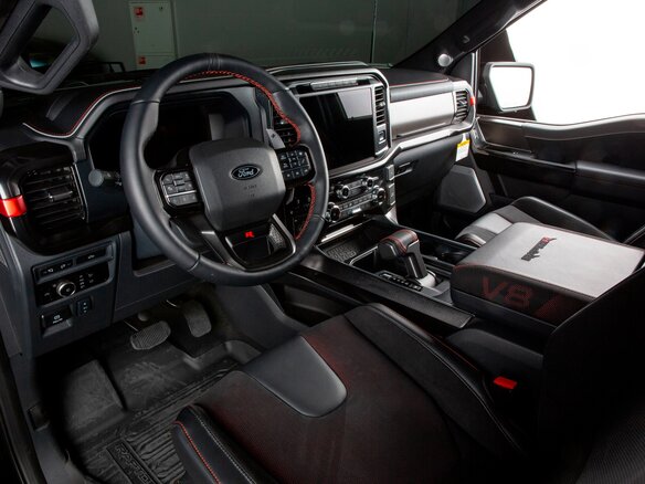 2025 Ford F-150 Raptor SuperCrew Raptor XIV Рестайлинг, чёрный, 18998000 рублей - вид 10