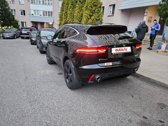 2019 Jaguar E-Pace I, чёрный, 2557959 рублей - вид 4
