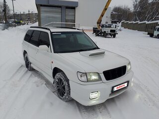 2000 Subaru Forester I Рестайлинг, белый, 575000 рублей, вид 1
