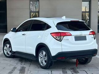 2021 Honda Vezel I Рестайлинг, белый, 1790070 рублей, вид 5