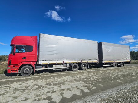 2004 Scania 4-Series, красный, 2700000 рублей, вид 1