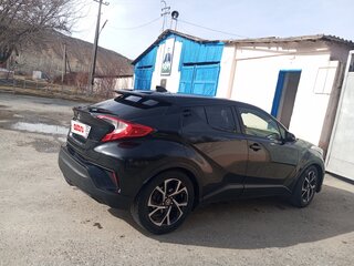 2019 Toyota C-HR I, чёрный, 2215000 рублей, вид 4