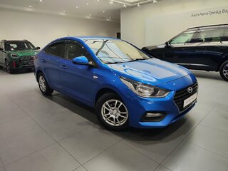 2019 Hyundai Solaris II, синий, 988000 рублей, вид 3