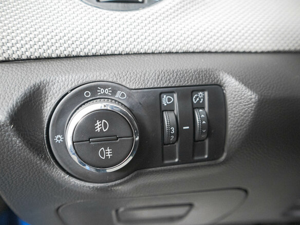 2011 Chevrolet Cruze I, синий - вид 19