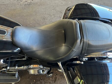 2014 Harley-Davidson Street Glide, чёрный, 1400000 рублей, вид 5