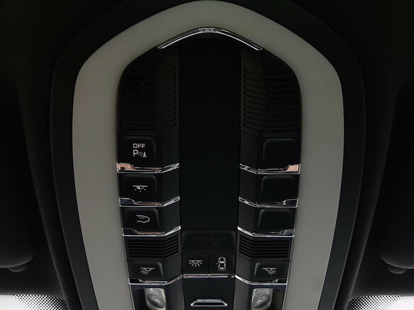2014 Porsche Cayenne II (958), серый, 2749000 рублей - вид 24