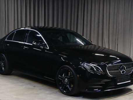 2020 Mercedes-Benz E-Класс 200 V (W213, S213, C238), чёрный, 2949000 рублей, вид 3