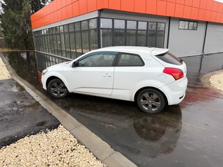 2011 Kia Ceed I Рестайлинг, белый, 500000 рублей, вид 2