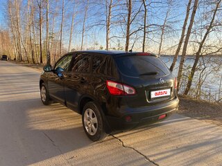 2011 Nissan Qashqai I Рестайлинг, чёрный, 780000 рублей, вид 4