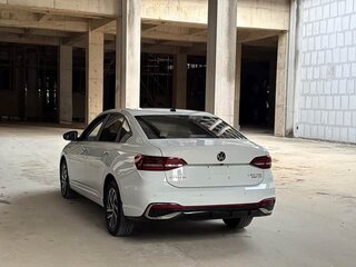 2022 Volkswagen Lavida III Рестайлинг, белый, 1266000 рублей, вид 4