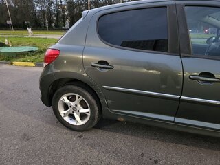 2010 Peugeot 207 I Рестайлинг, зелёный, 400000 рублей, вид 4