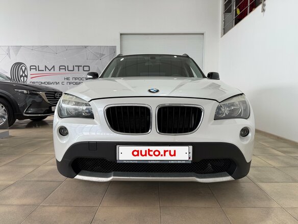 2012 BMW X1 18i I (E84), белый - вид 1