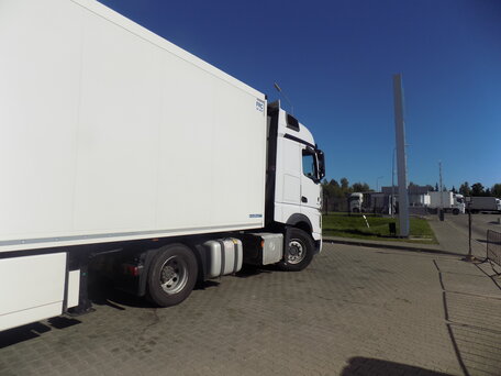 2020 Mercedes-Benz Actros, белый, 4500000 рублей, вид 5