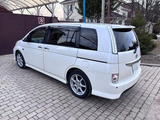 2014 Toyota ISis I Рестайлинг, белый, 1120000 рублей, вид 4
