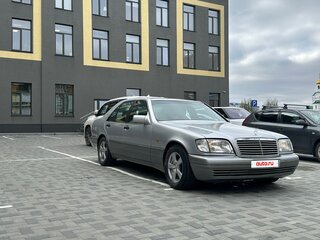 1994 Mercedes-Benz S-Класс 350 III (W140), серебристый, 1600000 рублей, вид 3