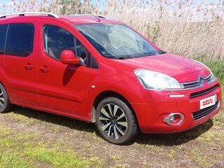 2013 Citroen Berlingo II Рестайлинг, красный, 750000 рублей, вид 4