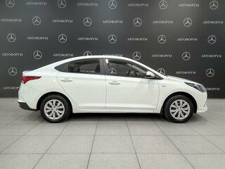 2021 Hyundai Solaris II Рестайлинг, белый, 1180000 рублей, вид 4