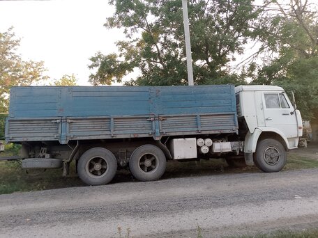 1981 КамАЗ 53212, белый, 750000 рублей, вид 4