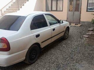 2008 Hyundai Accent ТагАЗ II, белый, 200000 рублей, вид 3