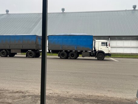 1991 КамАЗ 53212, белый, 1250000 рублей, вид 1