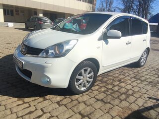2011 Nissan Note I Рестайлинг, белый, 735000 рублей, вид 2