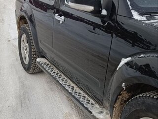2010 Nissan Pathfinder III Рестайлинг, чёрный, 1100000 рублей, вид 3