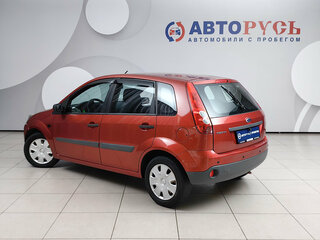 2007 Ford Fiesta Mk5, красный, 288000 рублей, вид 2