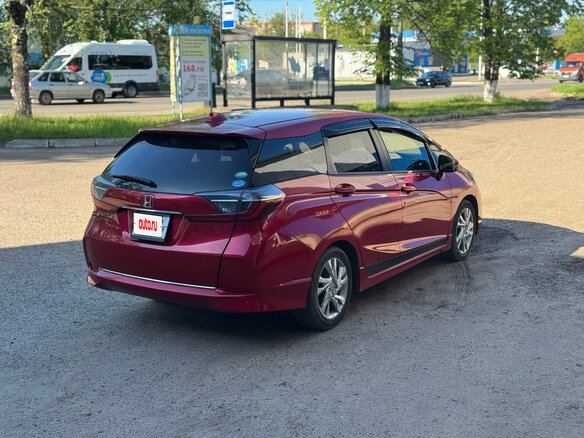 2020 Honda Shuttle II Рестайлинг, красный, 1500000 рублей - вид 3