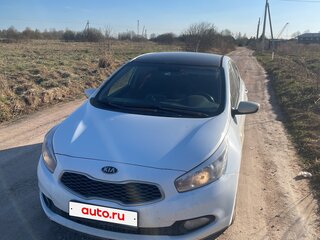 2012 Kia Ceed II, белый, 750000 рублей, вид 2