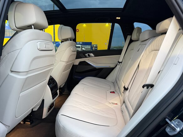 2024 BMW X5 40i IV (G05/G18) Рестайлинг, синий, 8800000 рублей - вид 37